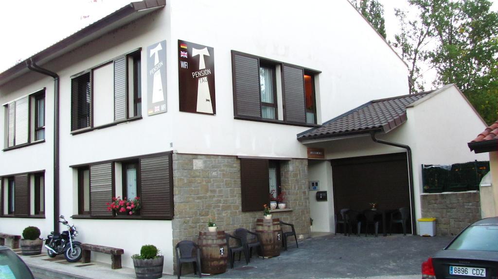 Gasthaus Casa Tau Larrasoana Exterior foto